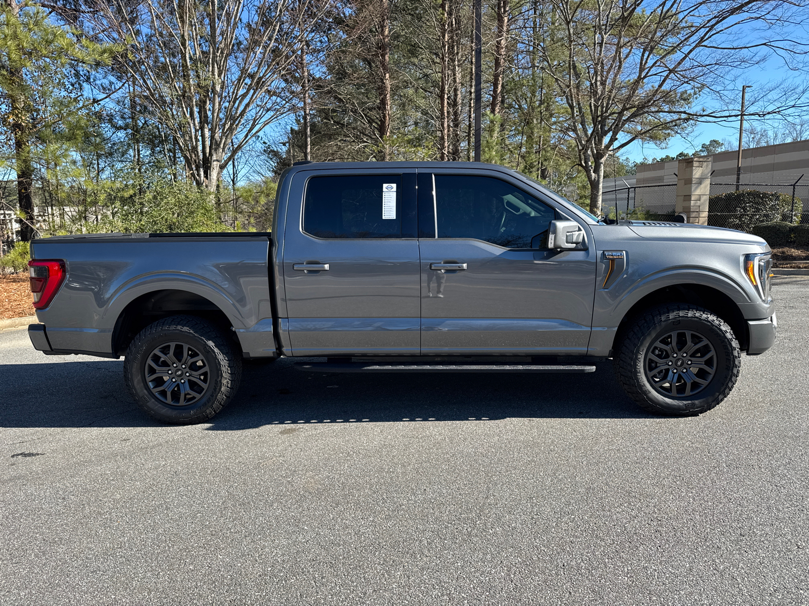 2023 Ford F-150 Tremor 8