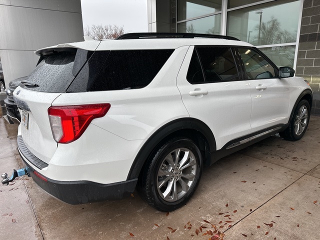 2021 Ford Explorer XLT 4