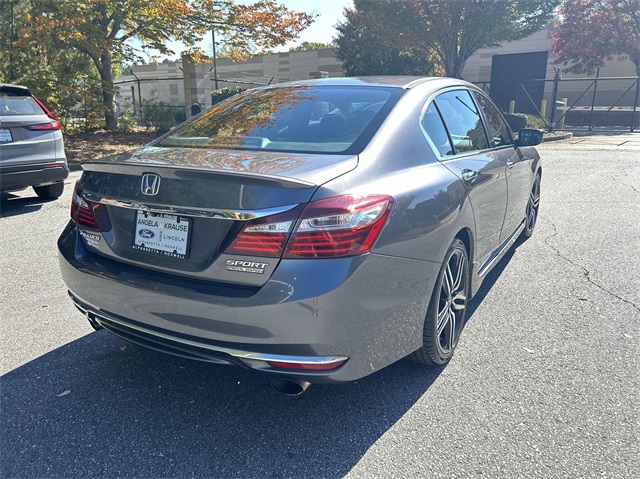 2017 Honda Accord Sport Special Edition 11