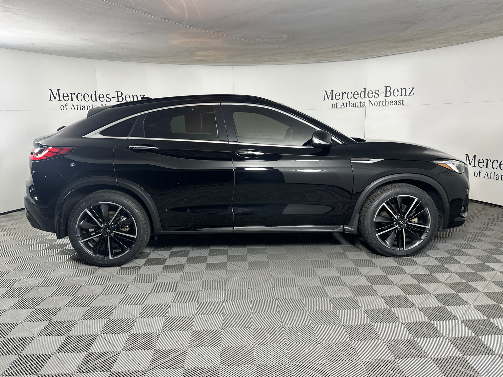 2022 INFINITI QX55 ESSENTIAL 8