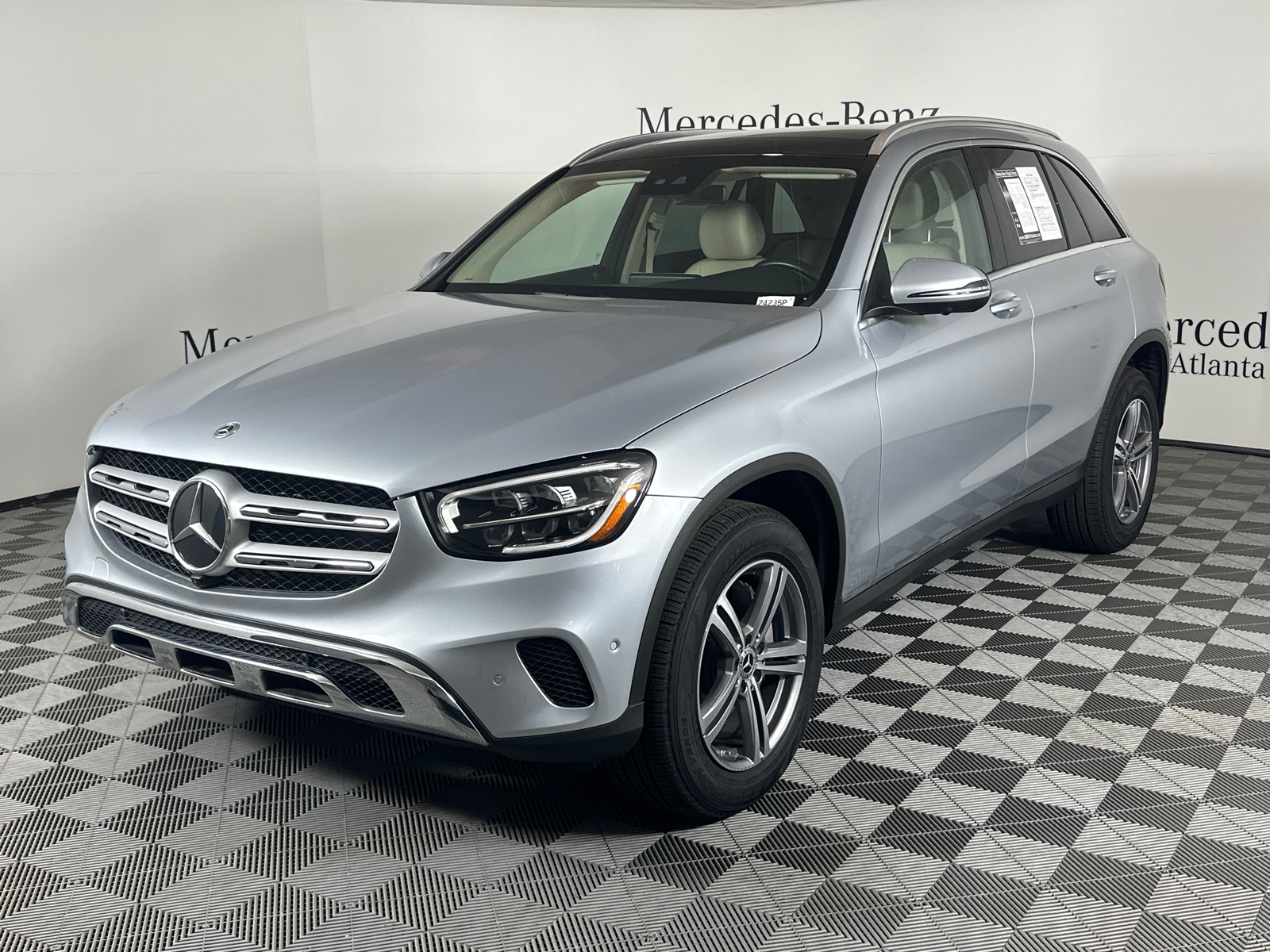 2022 Mercedes-Benz GLC GLC 300 3