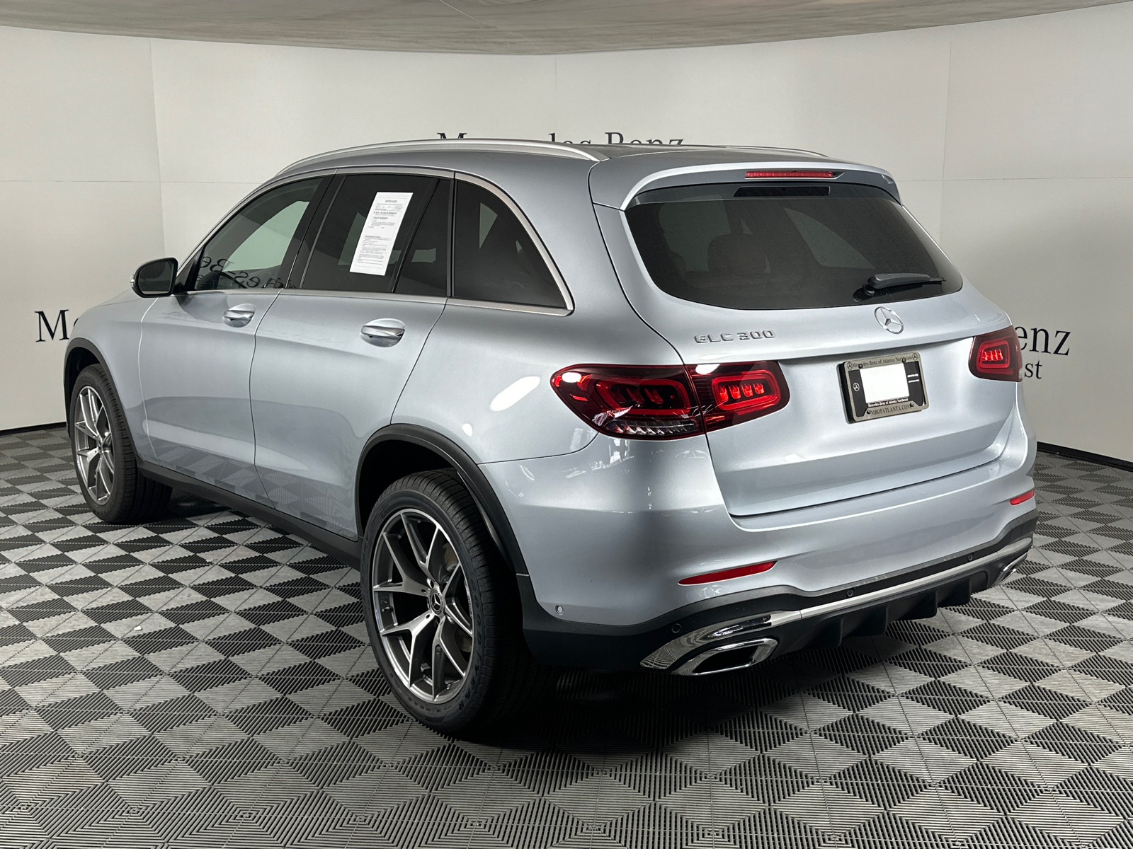 2022 Mercedes-Benz GLC GLC 300 5