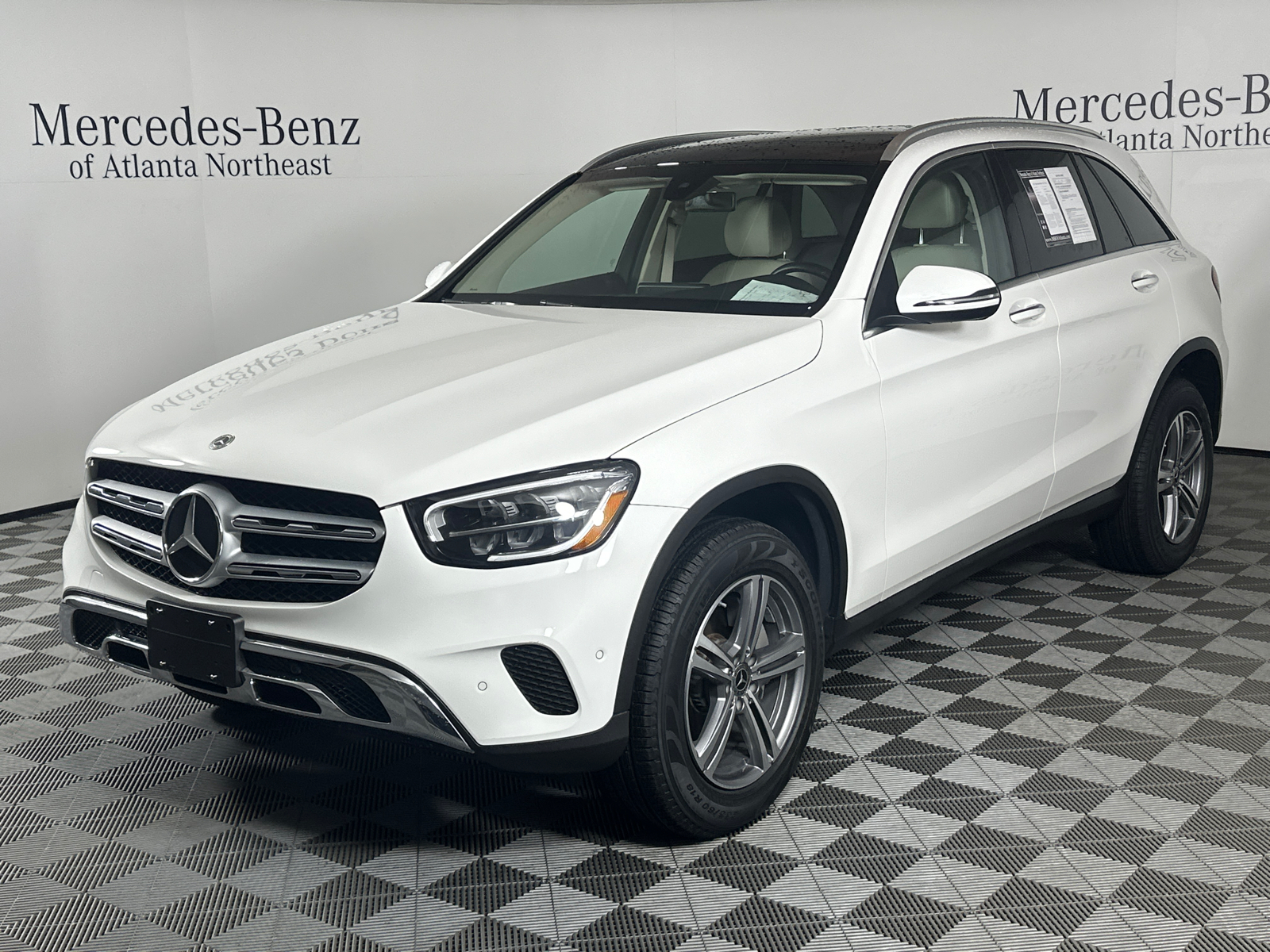 2021 Mercedes-Benz GLC GLC 300 3