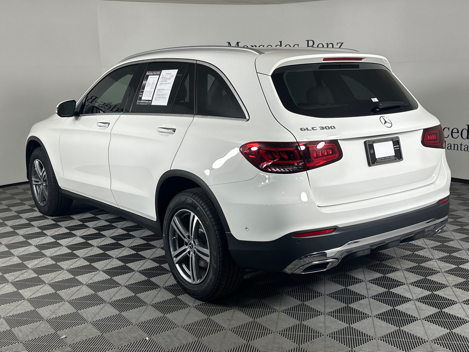 2022 Mercedes-Benz GLC GLC 300 5