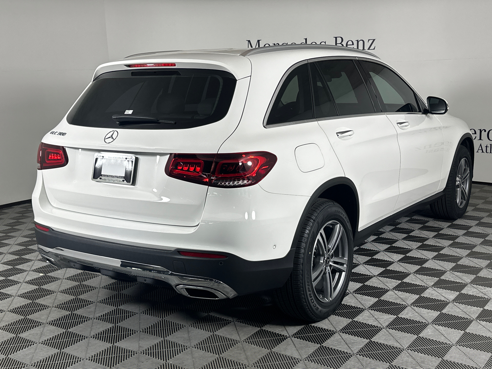 2022 Mercedes-Benz GLC GLC 300 7