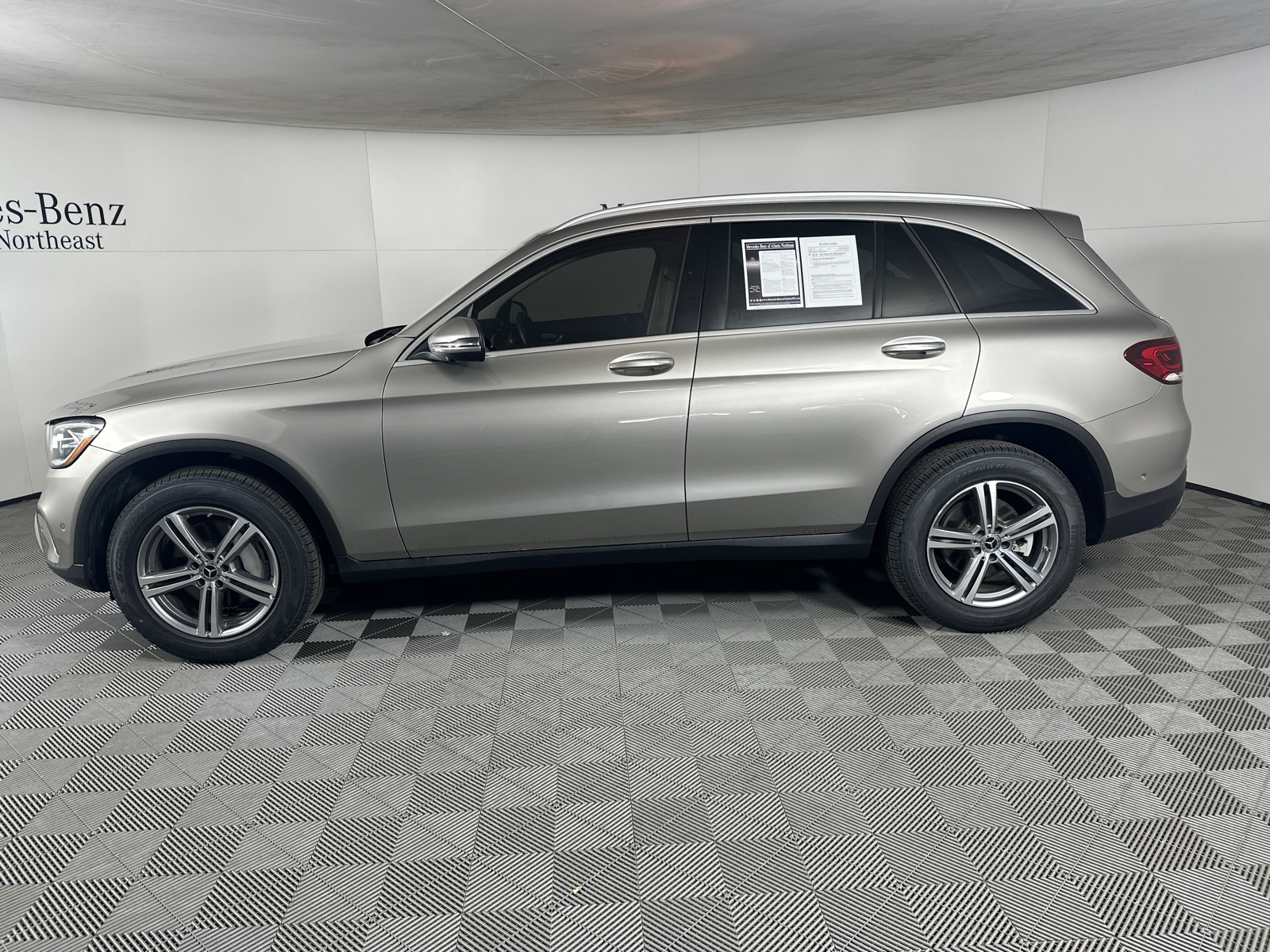 2022 Mercedes-Benz GLC GLC 300 4