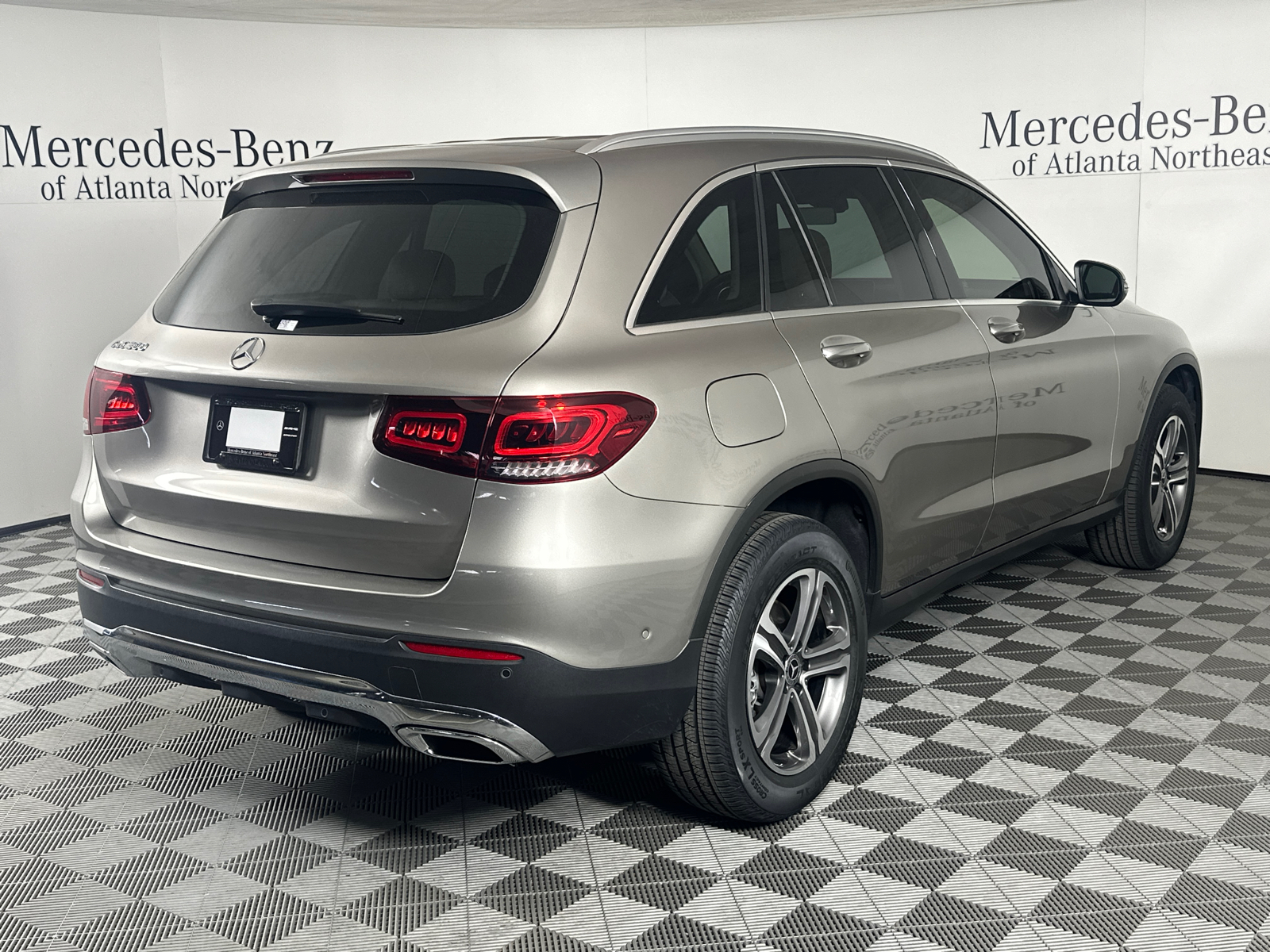 2021 Mercedes-Benz GLC GLC 300 7