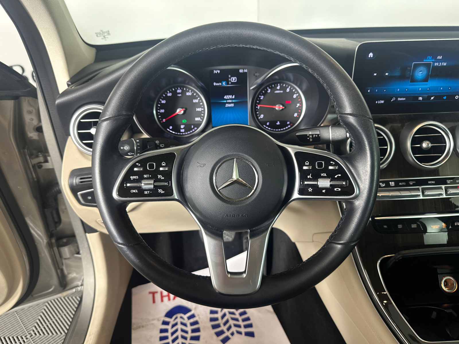 2021 Mercedes-Benz GLC GLC 300 26