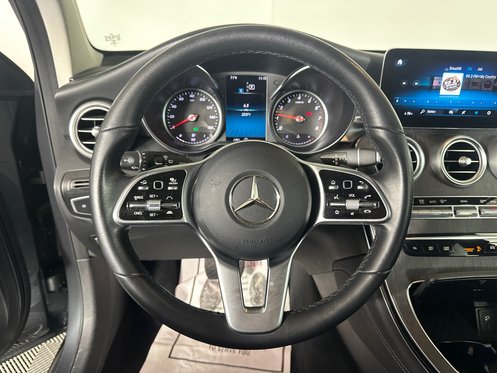 2021 Mercedes-Benz GLC GLC 300 26