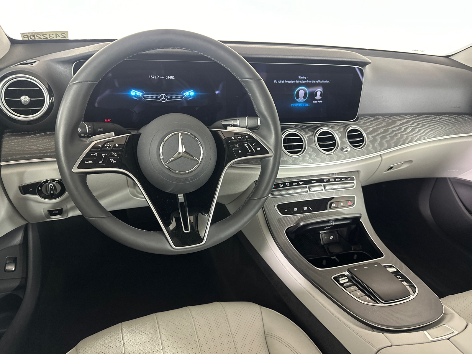 2022 Mercedes-Benz E-Class E 350 25