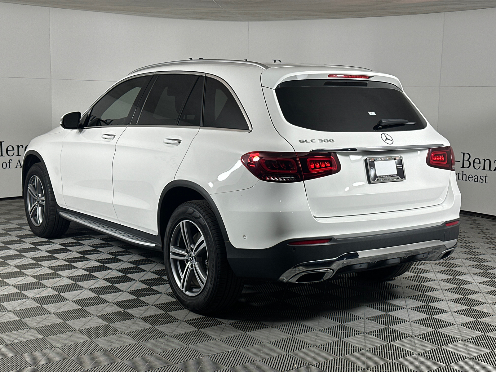 2021 Mercedes-Benz GLC GLC 300 5