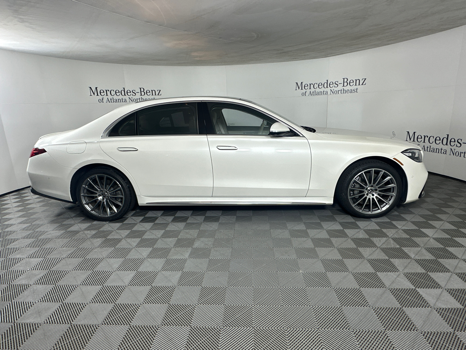 2022 Mercedes-Benz S-Class S 580 8