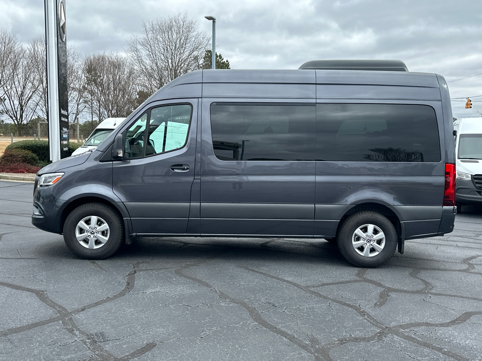 2021 Mercedes-Benz Sprinter 2500 Passenger 144 WB 4