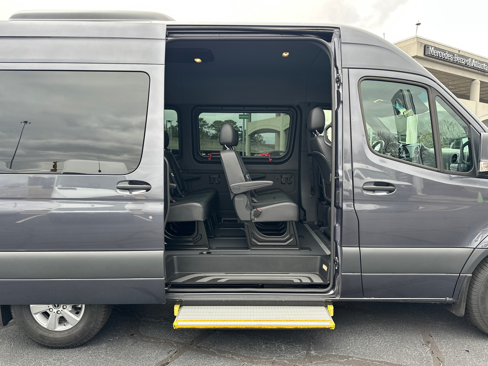 2021 Mercedes-Benz Sprinter 2500 Passenger 144 WB 17