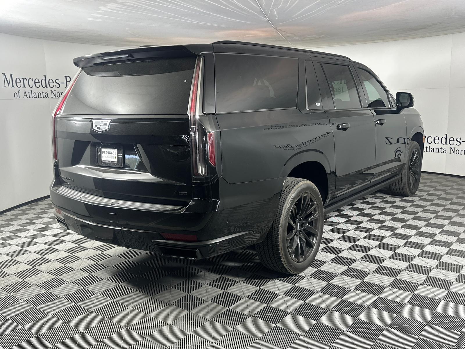 2024 Cadillac Escalade ESV Sport 7