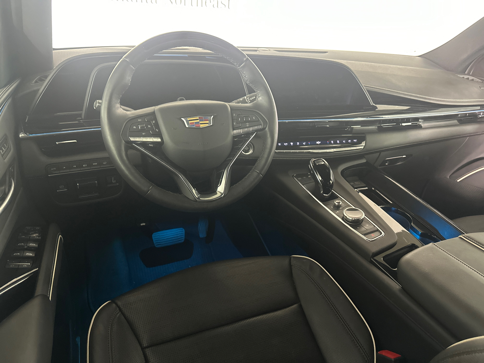 2024 Cadillac Escalade ESV Sport 25