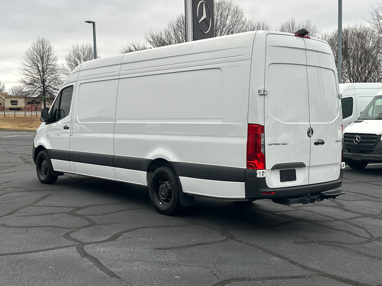 2024 Mercedes-Benz Sprinter 2500 Cargo 170 WB 5