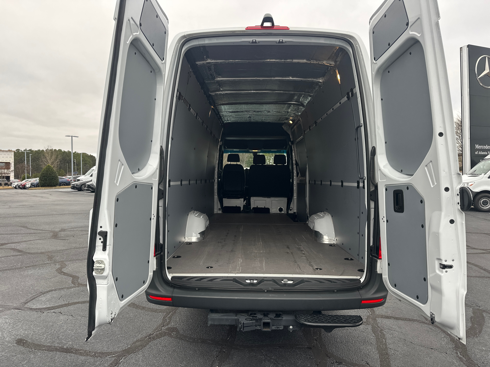 2024 Mercedes-Benz Sprinter 2500 Cargo 170 WB 19