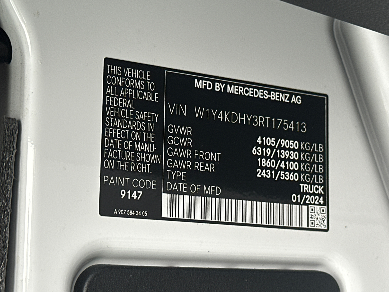 2024 Mercedes-Benz Sprinter 2500 Cargo 170 WB 31