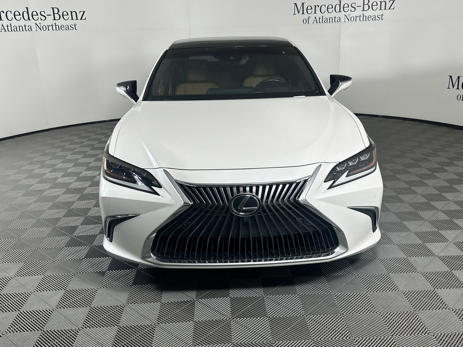 2019 Lexus ES 350 Ultra Luxury 2