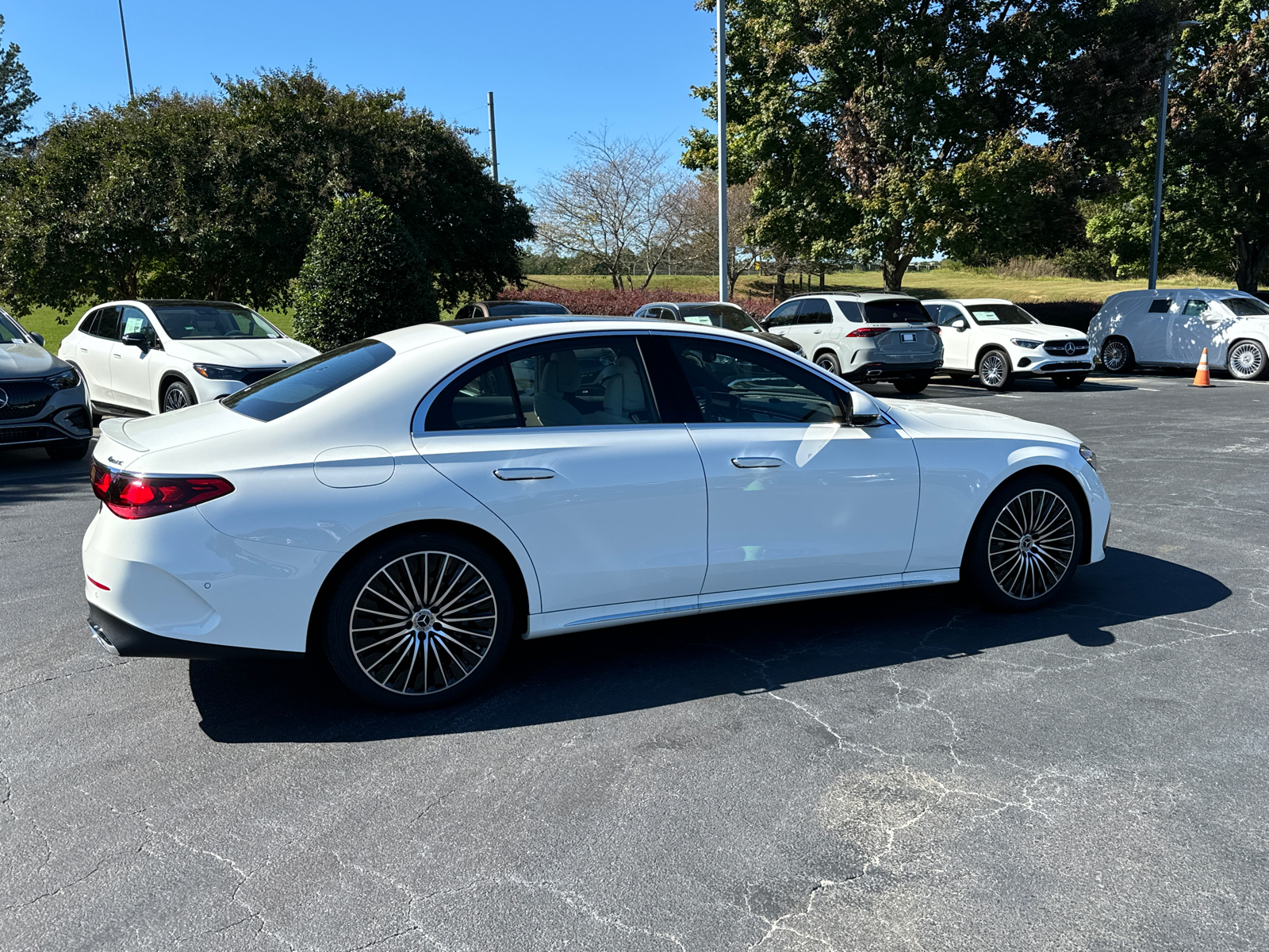 2025 Mercedes-Benz E-Class E 350 9