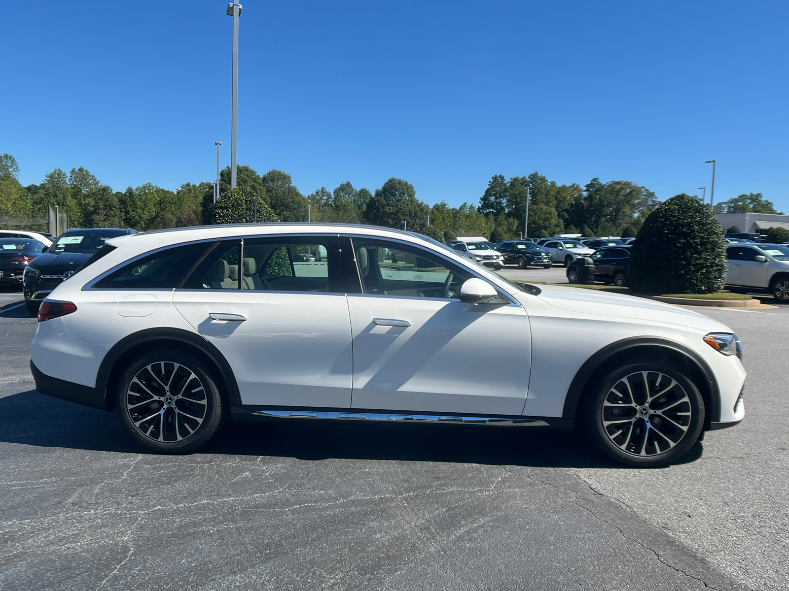 2025 Mercedes-Benz E-Class E 450 9