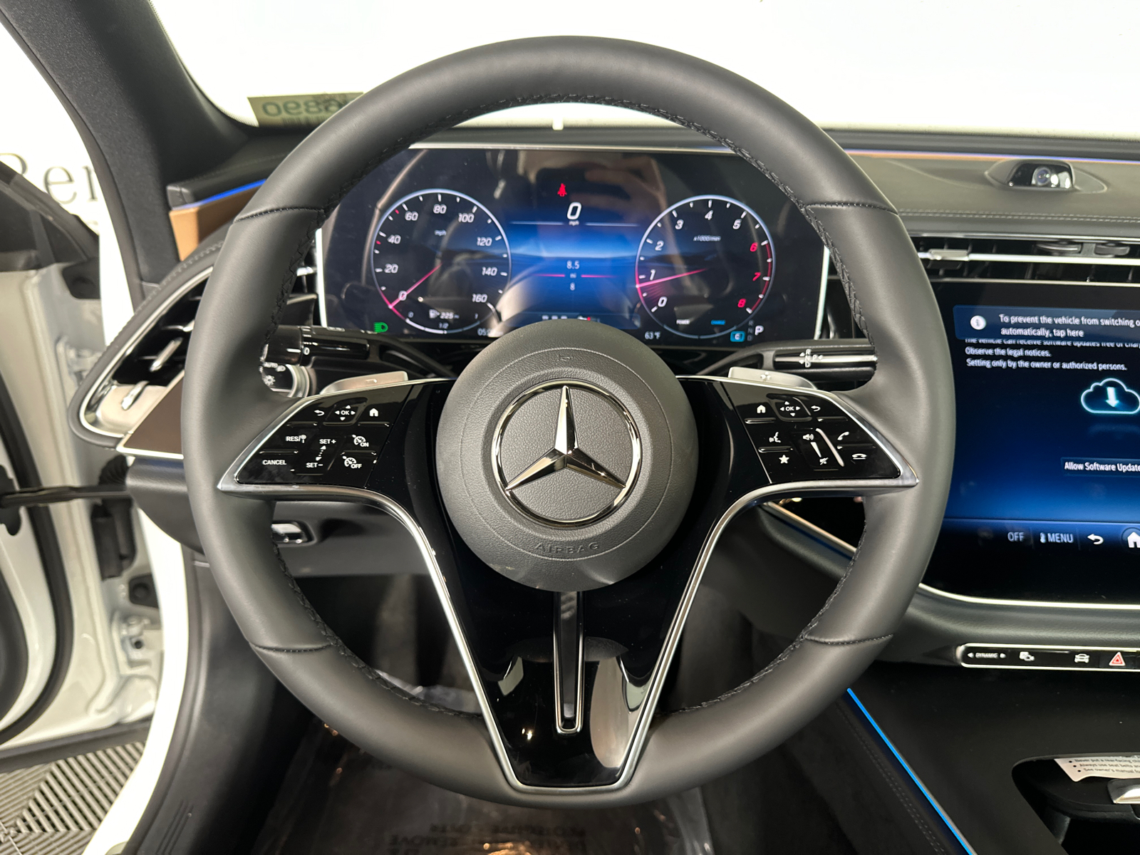 2025 Mercedes-Benz E-Class E 350 26