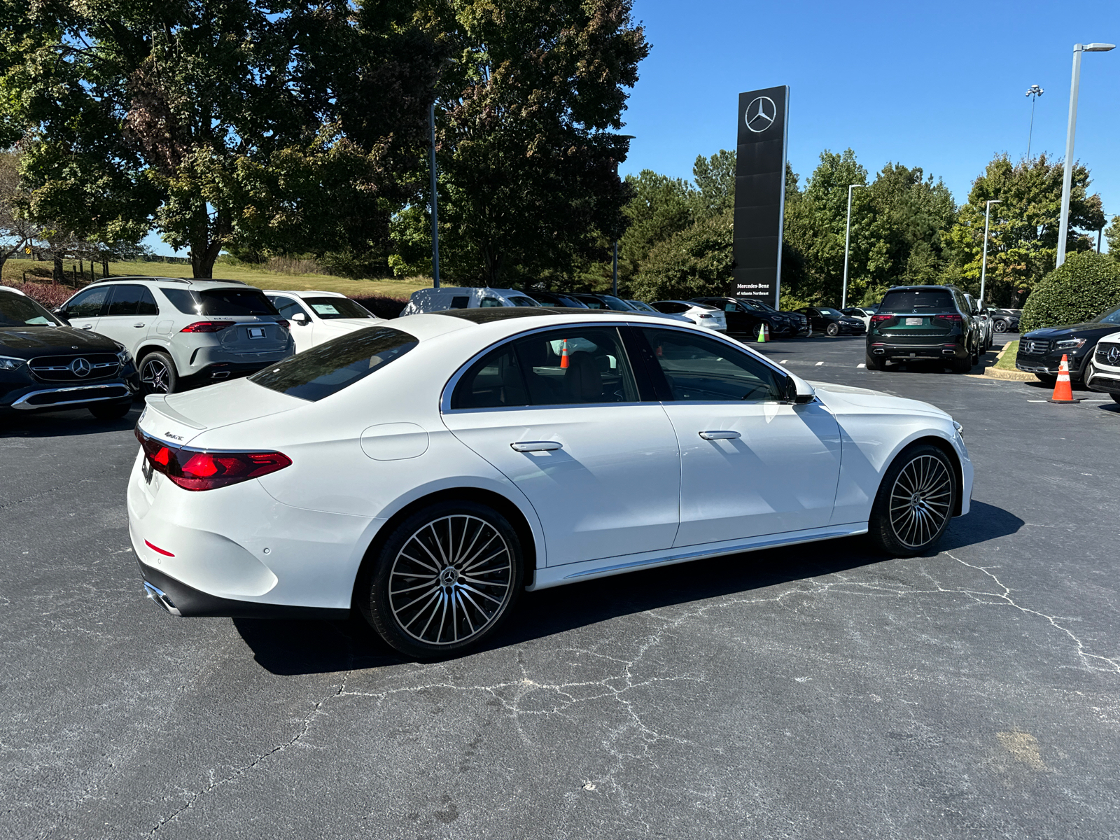 2025 Mercedes-Benz E-Class E 450 9