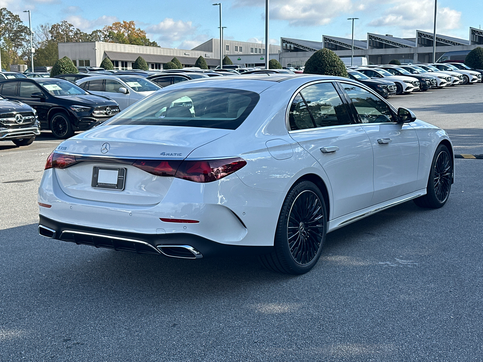 2025 Mercedes-Benz E-Class E 350 8