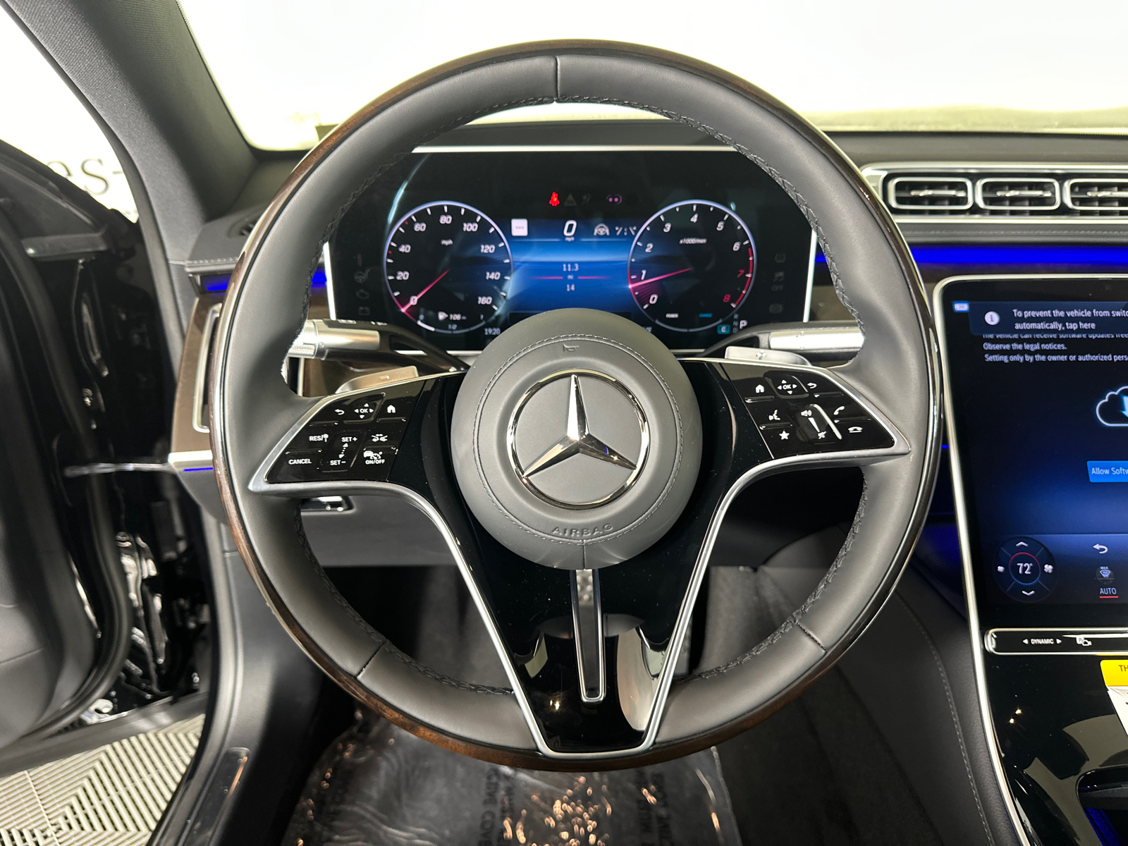 2025 Mercedes-Benz S-Class S 580 26