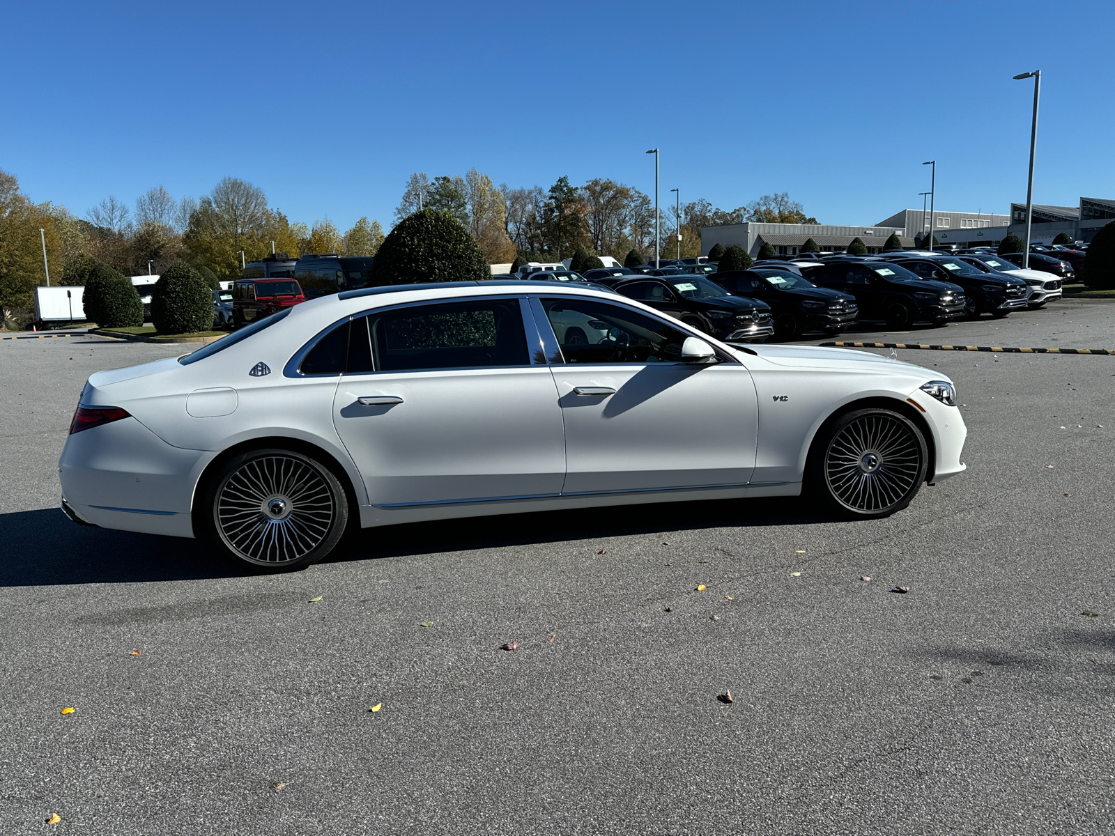 2025 Mercedes-Benz S-Class Maybach S 680 9