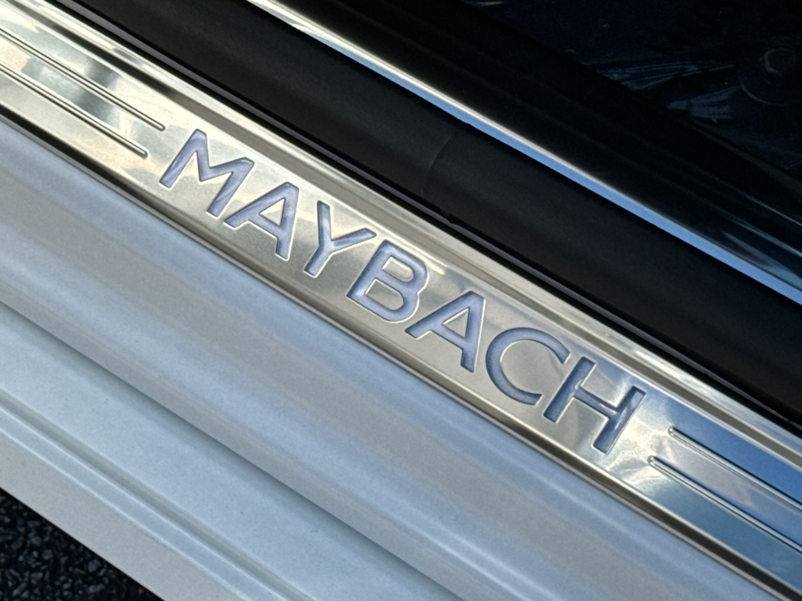 2025 Mercedes-Benz S-Class Maybach S 680 13