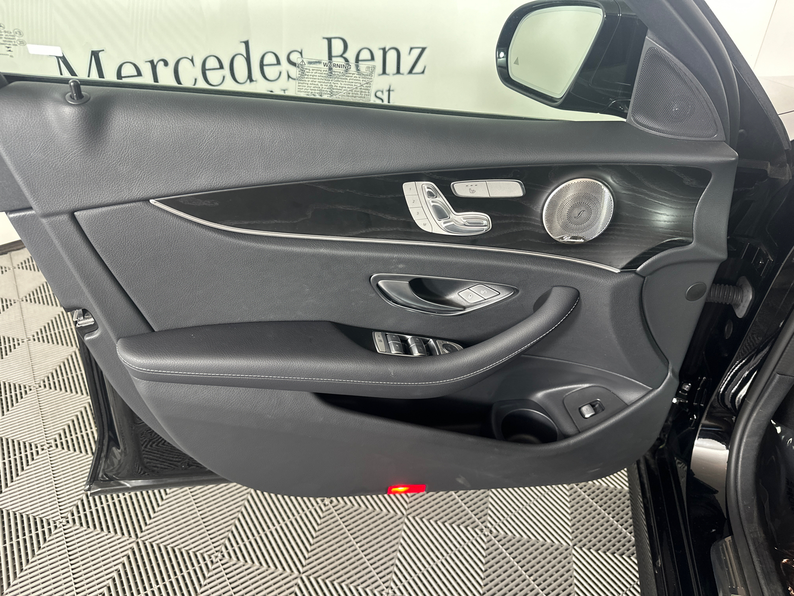 2023 Mercedes-Benz E-Class E 350 10