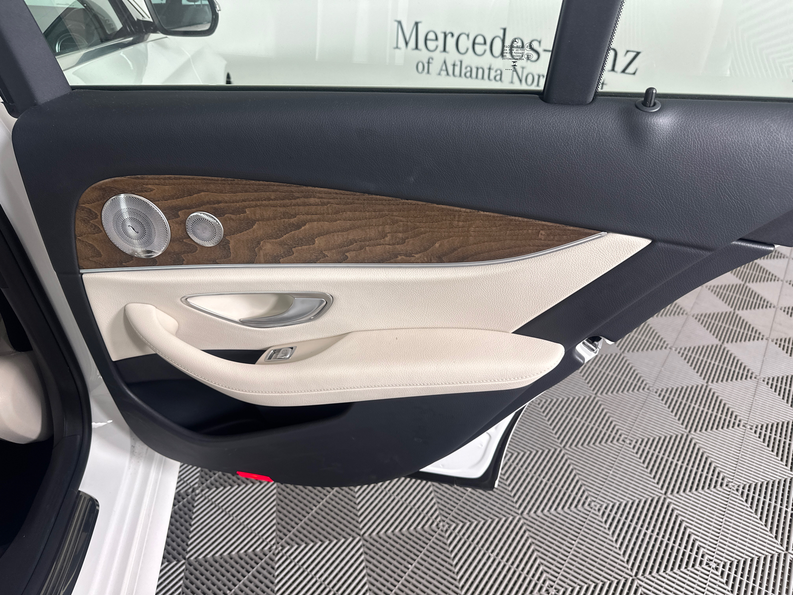 2023 Mercedes-Benz E-Class E 350 18