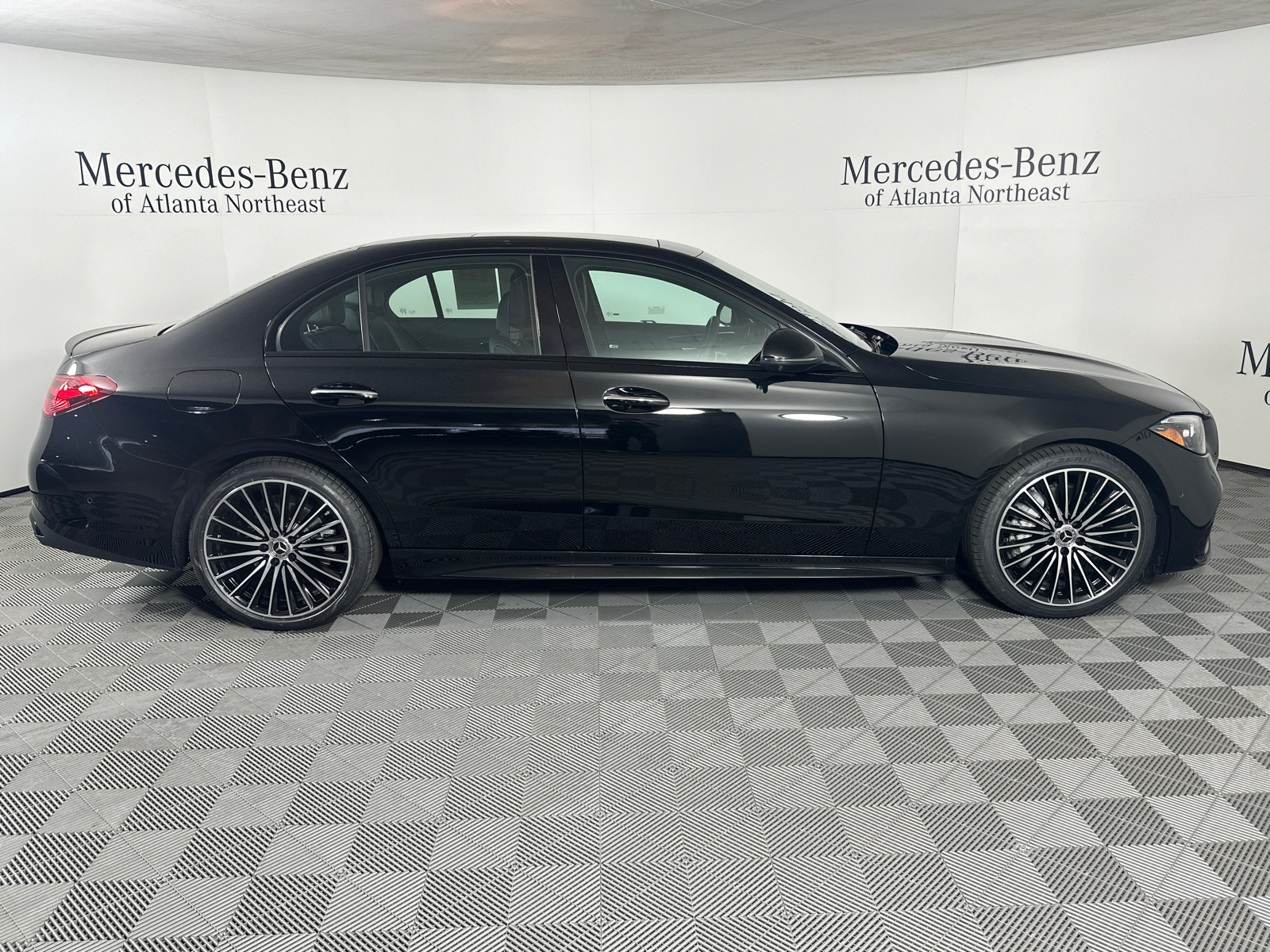 2024 Mercedes-Benz C-Class C 300 8