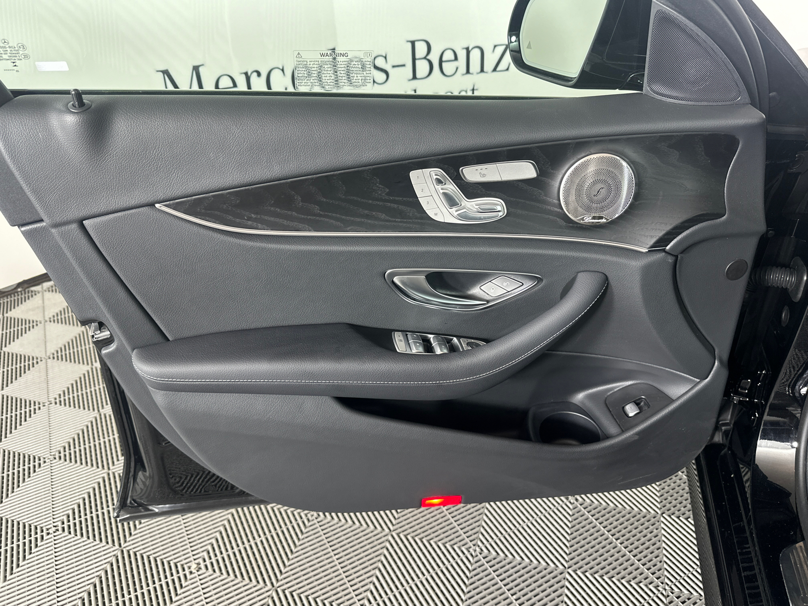 2023 Mercedes-Benz E-Class E 350 10