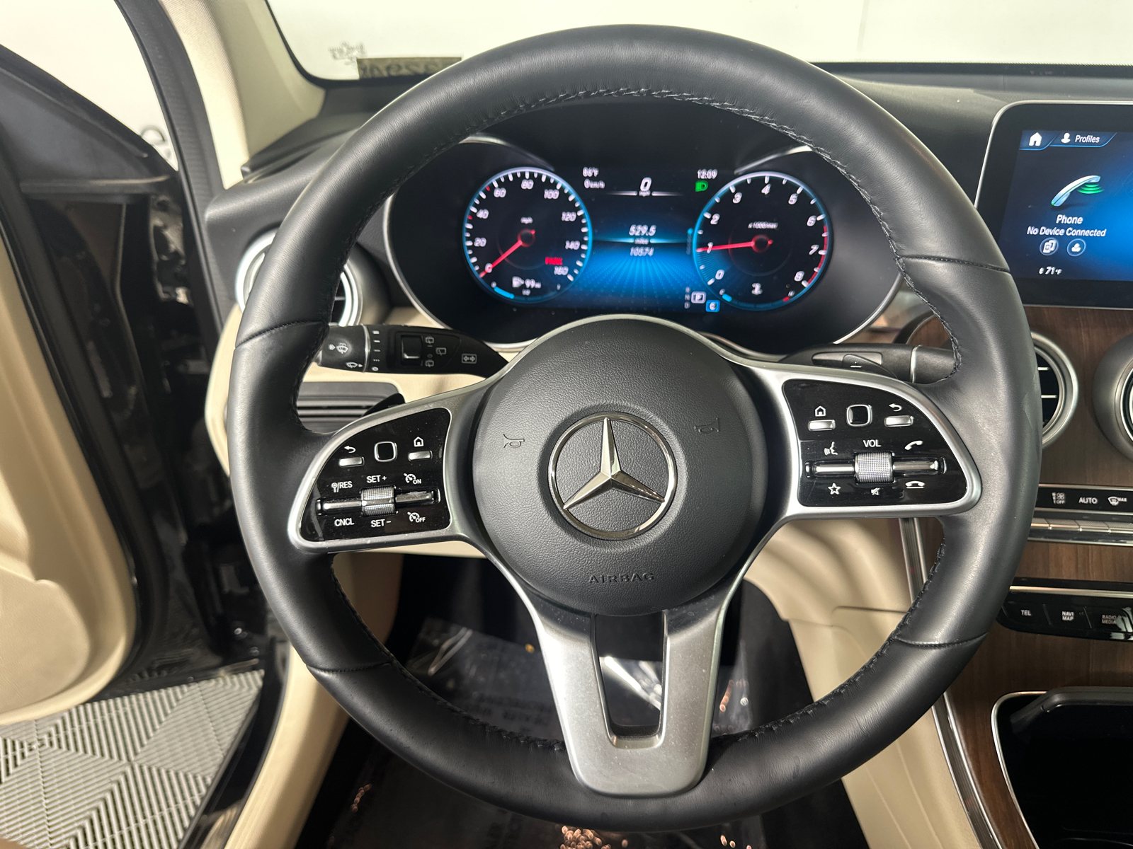 2022 Mercedes-Benz GLC GLC 300 26