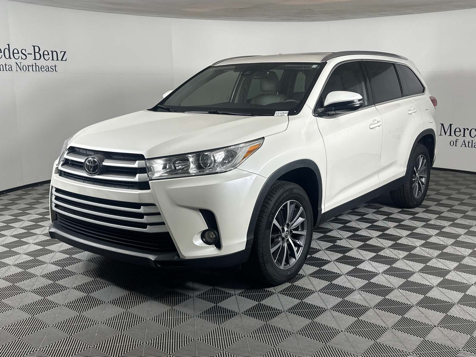 2019 Toyota Highlander XLE 3