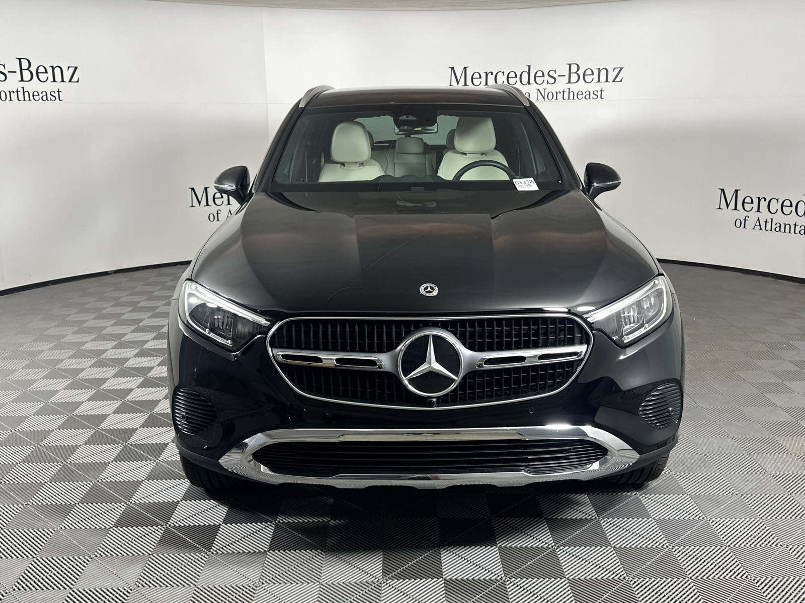 2024 Mercedes-Benz GLC GLC 300 2