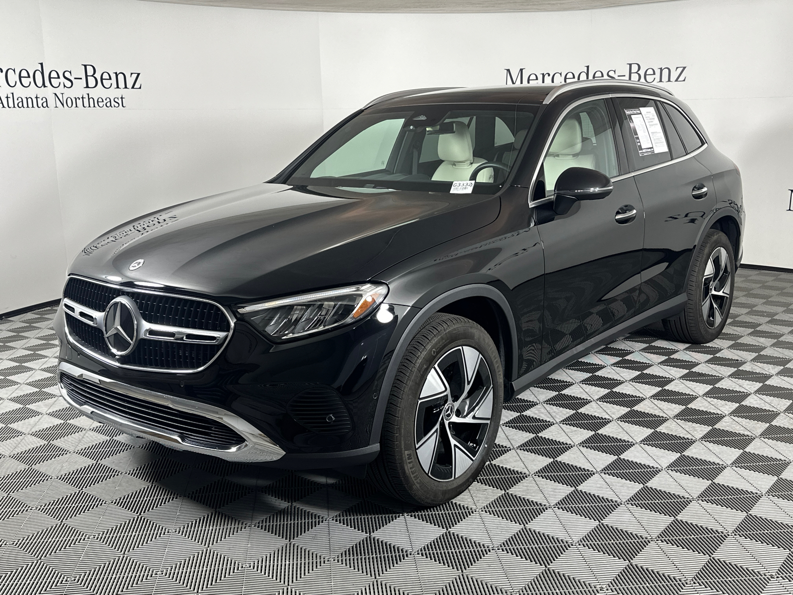 2024 Mercedes-Benz GLC GLC 300 3