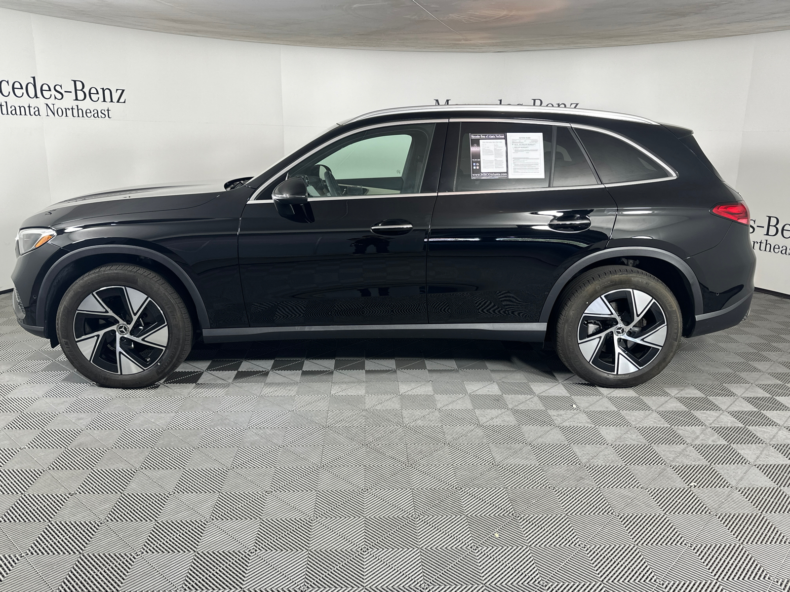 2024 Mercedes-Benz GLC GLC 300 4