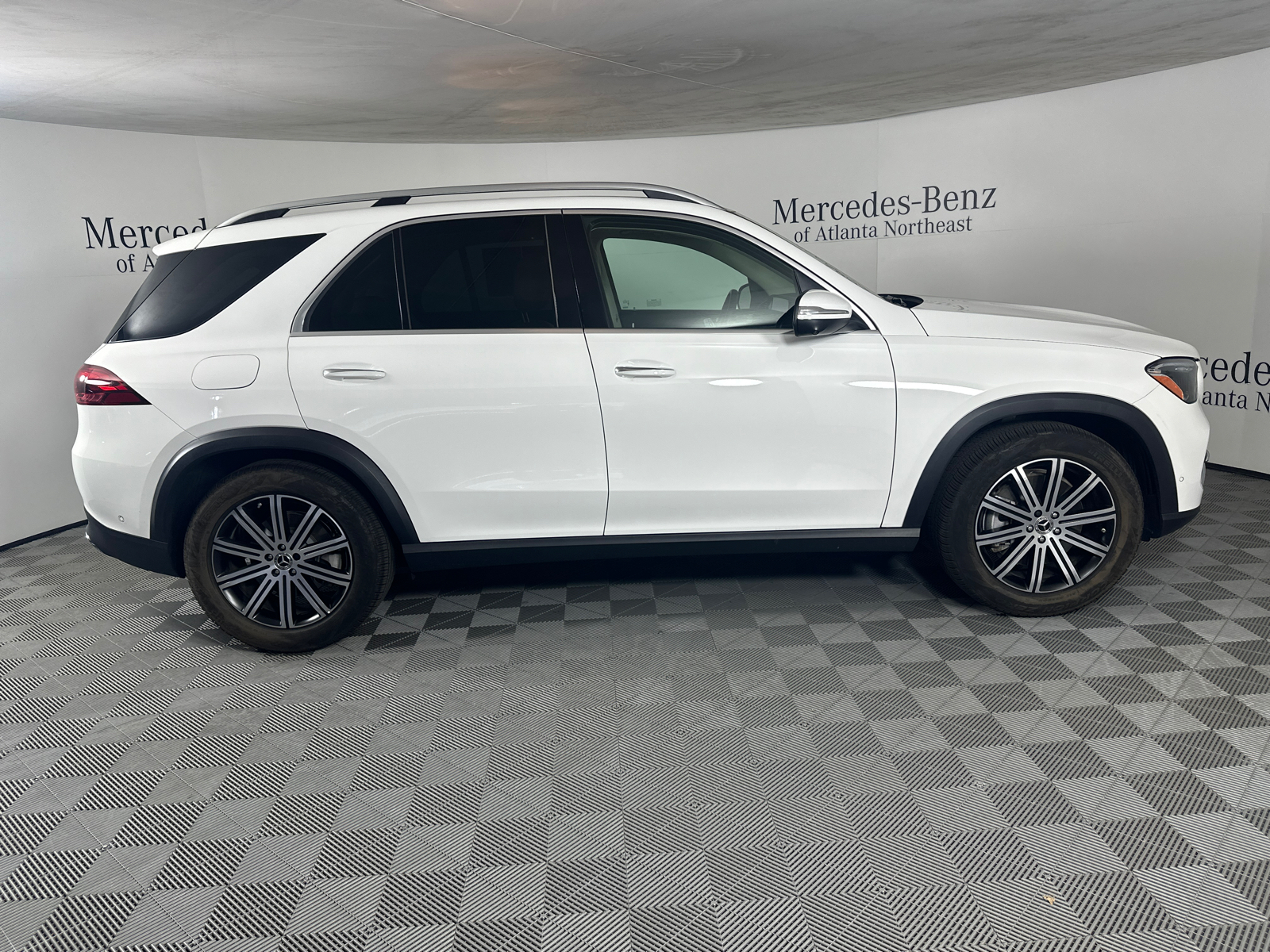 2024 Mercedes-Benz GLE GLE 450 8