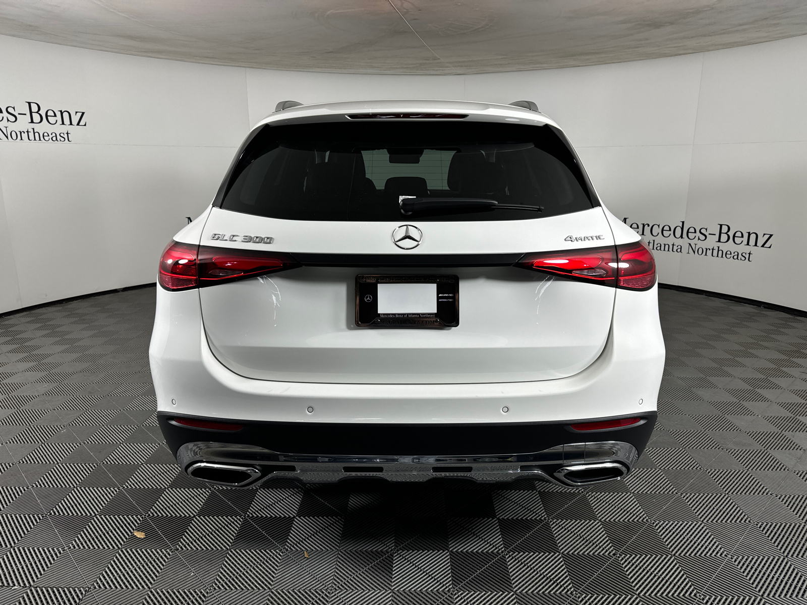 2023 Mercedes-Benz GLC GLC 300 6