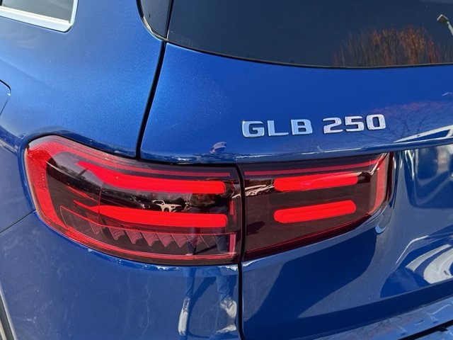 2024 Mercedes-Benz GLB GLB 250 10