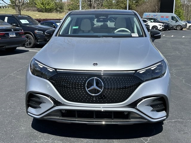 2024 Mercedes-Benz EQE 350+ SUV 3