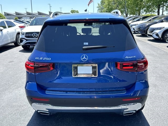 2024 Mercedes-Benz GLB GLB 250 8