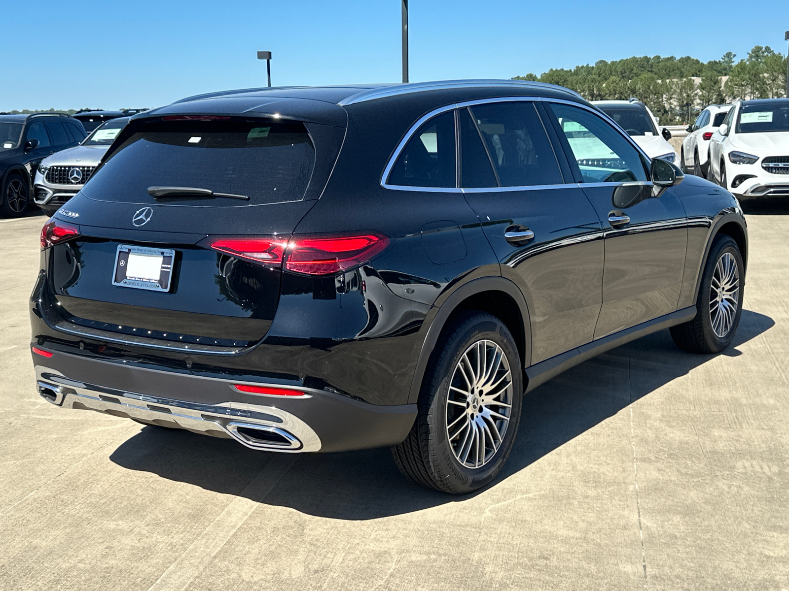 2025 Mercedes-Benz GLC GLC 300 8