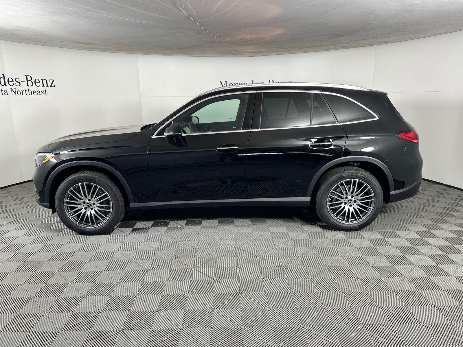 2025 Mercedes-Benz GLC GLC 300 4