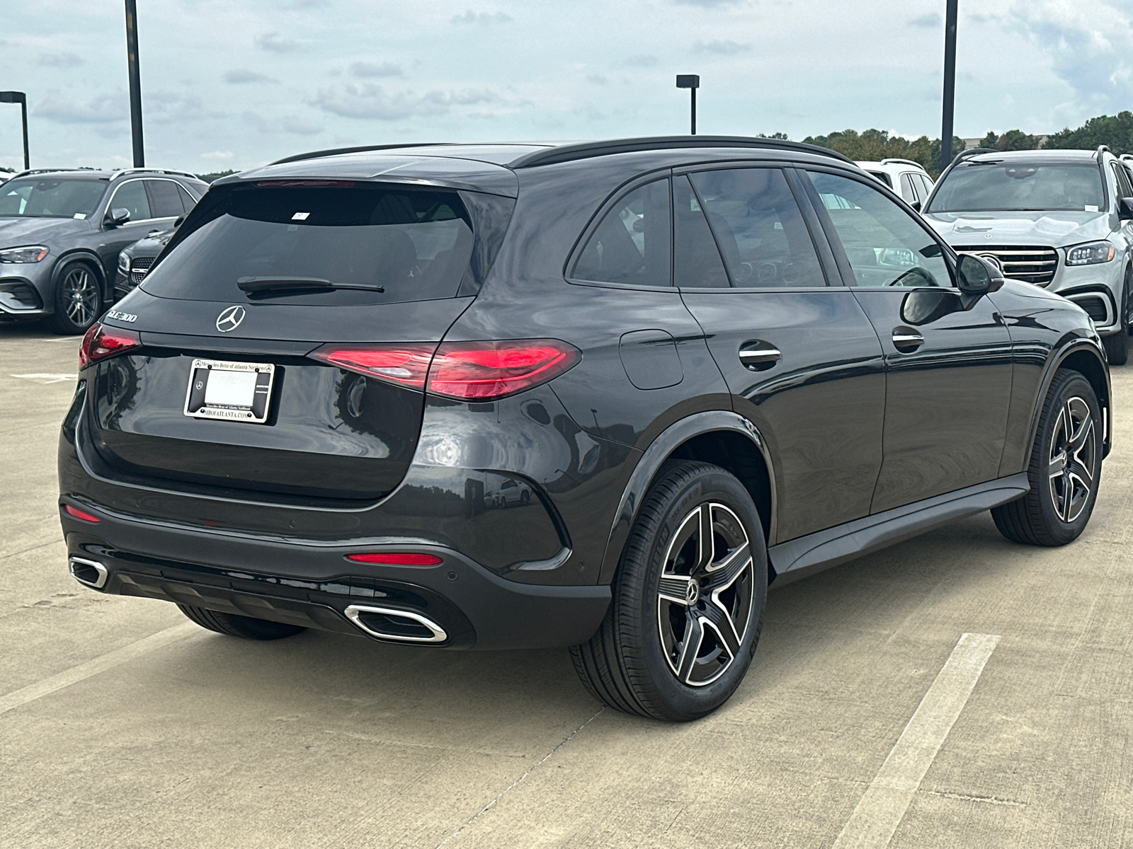 2025 Mercedes-Benz GLC GLC 300 8