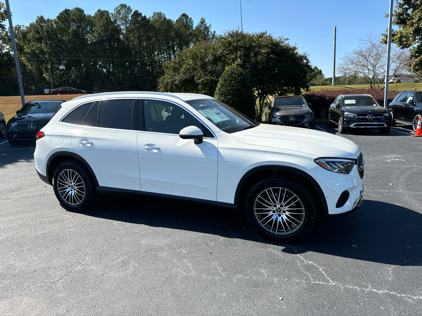 2025 Mercedes-Benz GLC GLC 300 9